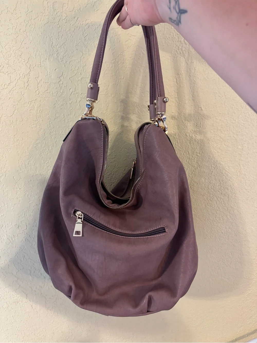 Women’s Soft Hobo Handbag in Mauve